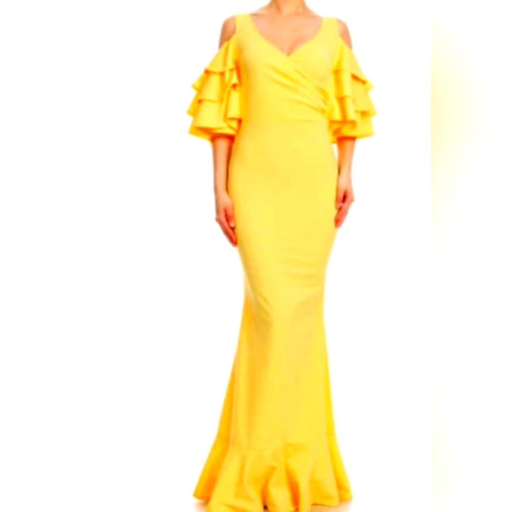 Eleganzarella yellow maxi dress Sz Small